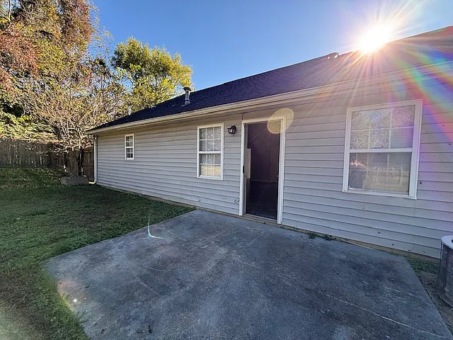 2806 Pleasant Garden Rd — Photo 26