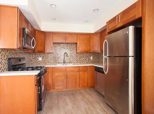 2340 N Ontario St #G, Burbank, CA 91504