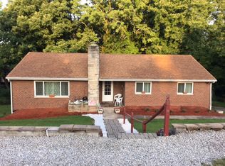 2305 Windham Rd, South Charleston, WV 25303