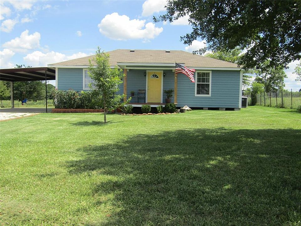 1st image of 380 Longhorn Dr N