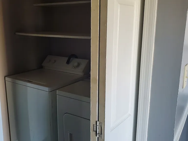 4431 Torrance Dr NW — Photo 3