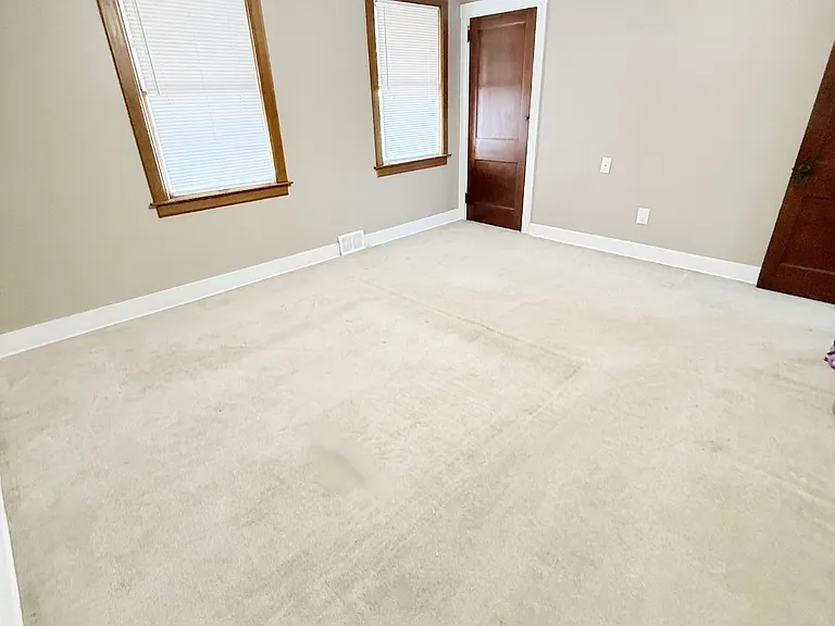 3421 Rebecca St — Photo 7