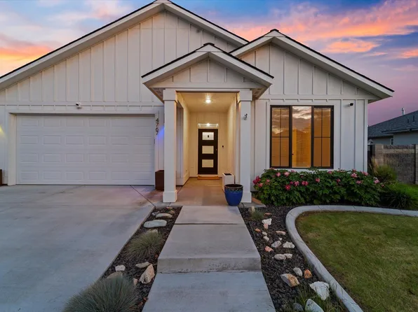 4767 McEwan Dr, Richland, WA 99352