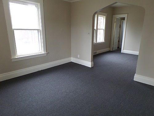 2nd image of 1810 Niagara St #1