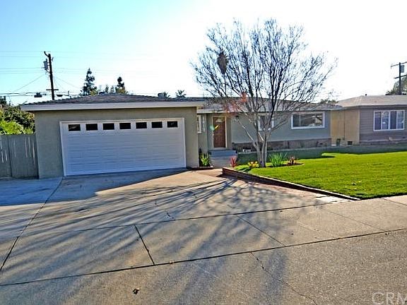 2nd image of 1419 W Vesta St