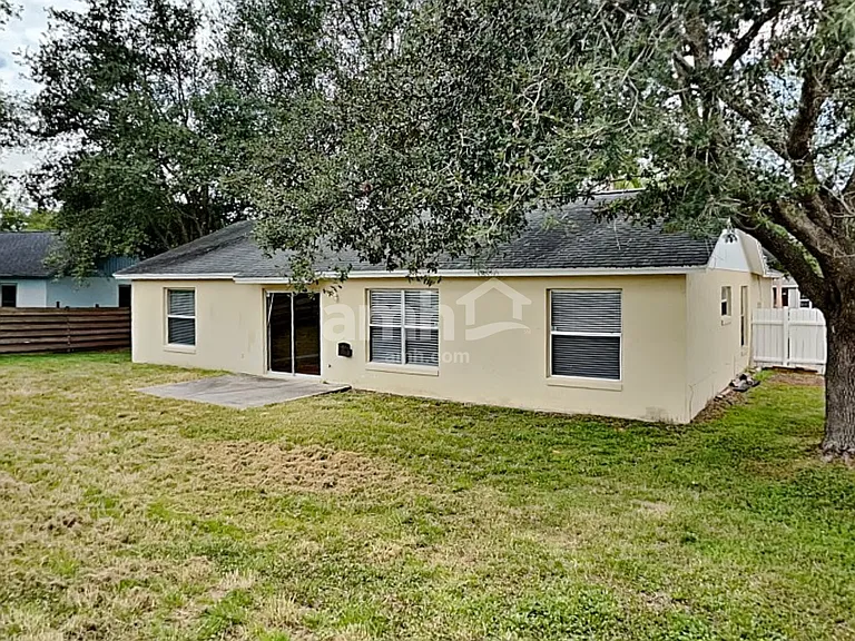 15628 Greater Groves Blvd — Photo 17