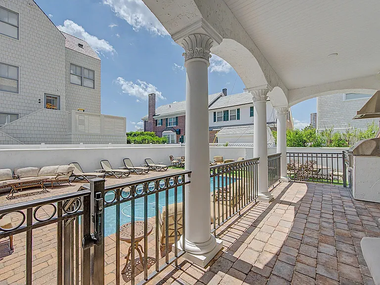 112 S Rumson Ave — Photo 36