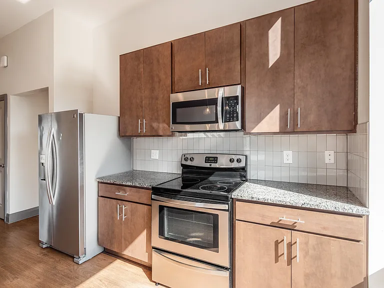 303 Front St — Photo 4