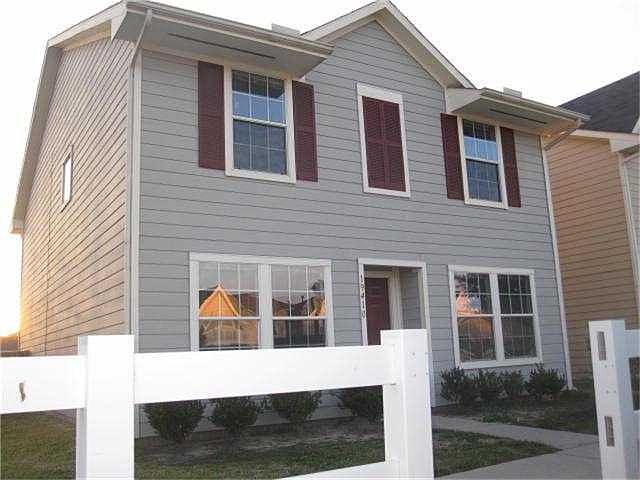 1st image of 19410 Fletcher Way Dr