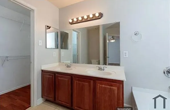 7624 Scarlet View Trl — Photo 6