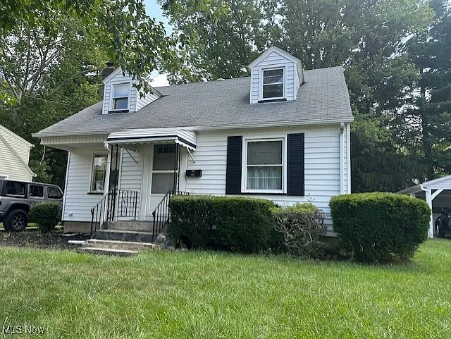 2169 Gregory Ave photo 1