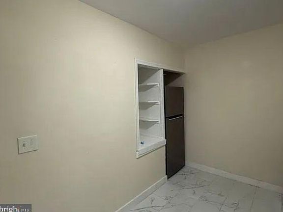2nd image of 510 N Hermitage Ave