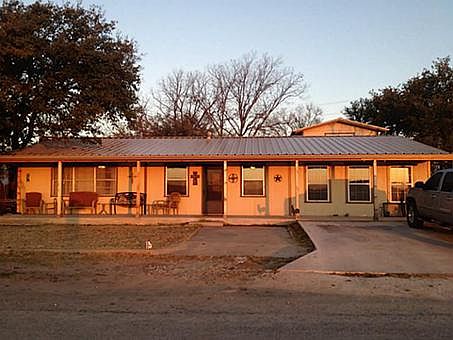1st image of 205 S Shore Dr