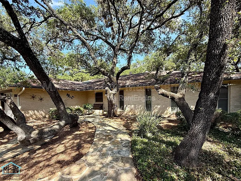 7010 Forest Way St — Photo 3