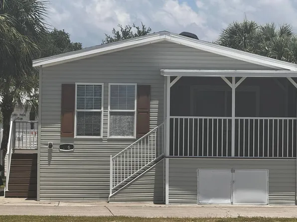 206 Tercero Ln, Fort Myers Beach, FL 33931