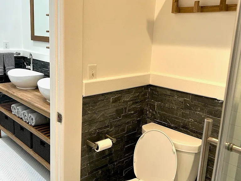 20 W Oglethorpe Ave #C — Photo 14
