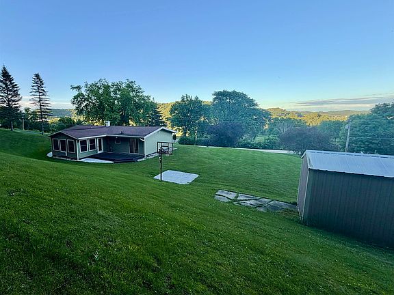 3rd image of 26160 Arnell Dr