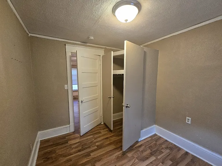 49 Cook Ave W #2 — Photo 9