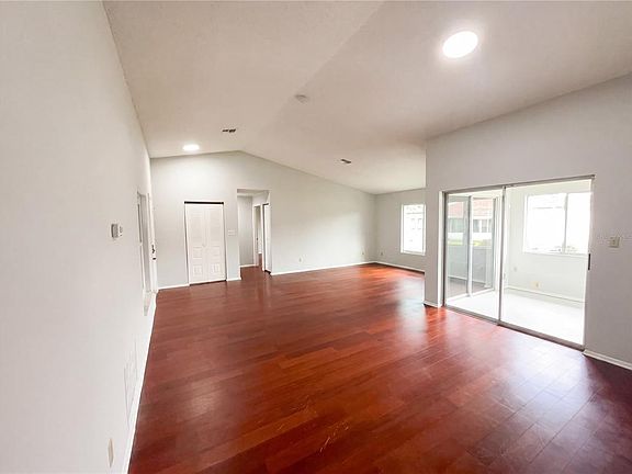 3rd image of 5508 Silent Brook Dr