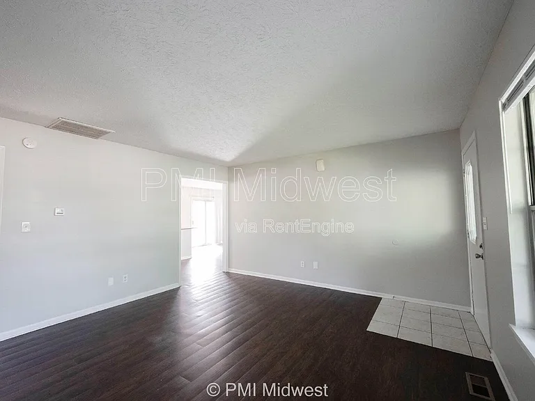 3281 Cherry Lake Ln — Photo 5