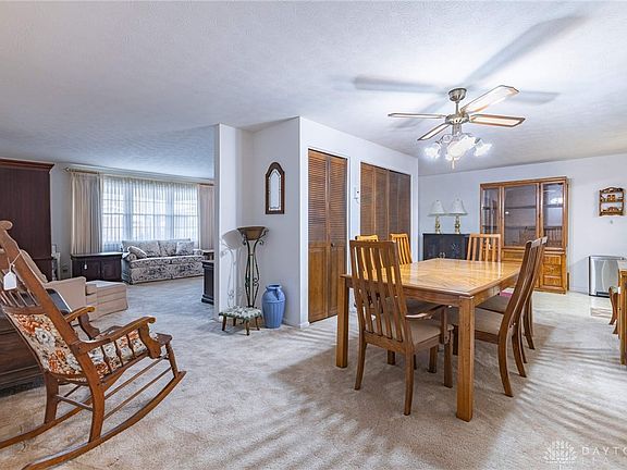5th image of 1042 Landsdale Dr