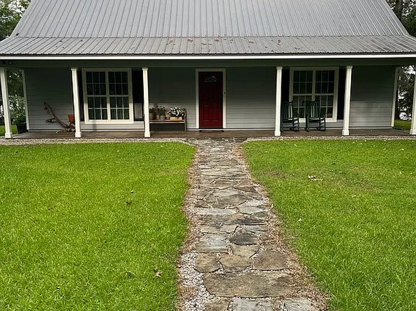 126 Old Levee Rd, Montgomery, LA 71454