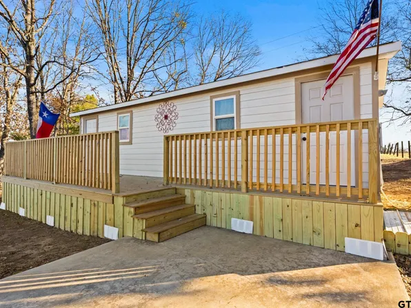 808 County Road 2121, Pittsburg, TX 75686