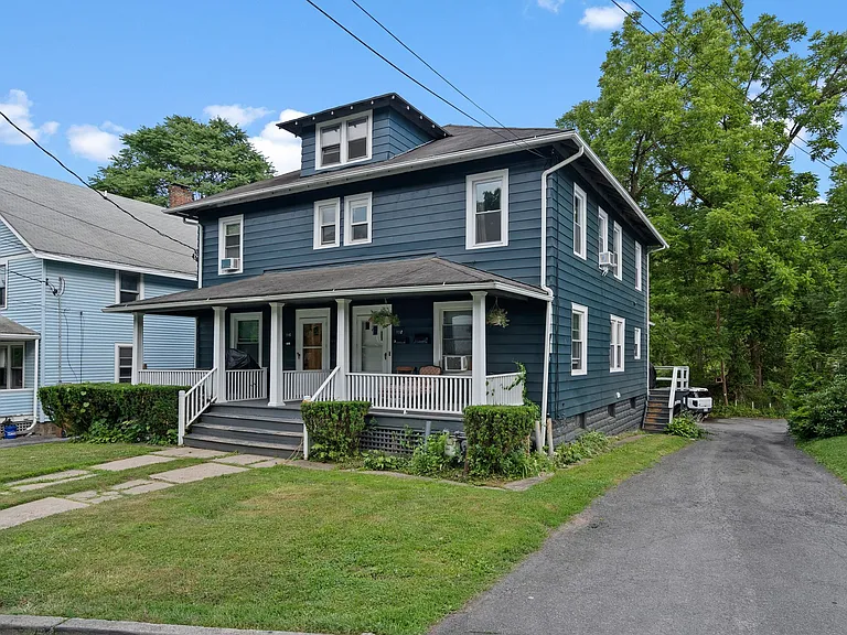 116 Linderman Ave #2B — Photo 2