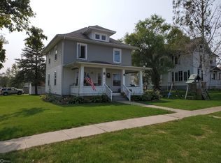 406 E State St, Toledo, IA 52342