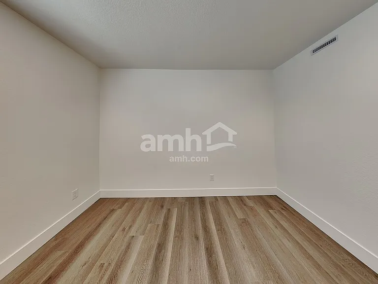 11146 Magallanes St — Photo 12