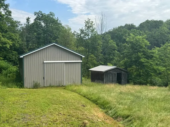 689 Sunset Rd, Canton, PA 17724