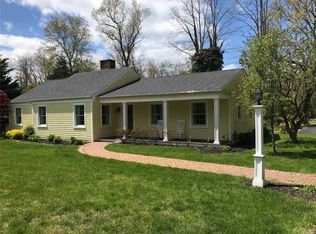 21 Hawkins Rd, Stony Brook, NY 11790