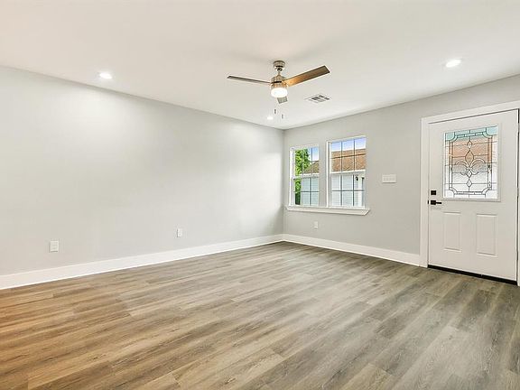 5th image of 2115-2117 Pleasure St