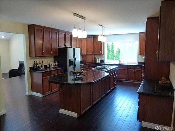 5th image of 7918 136th Ave SE
