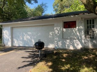 3870 Gerry St, Gary, IN 46408