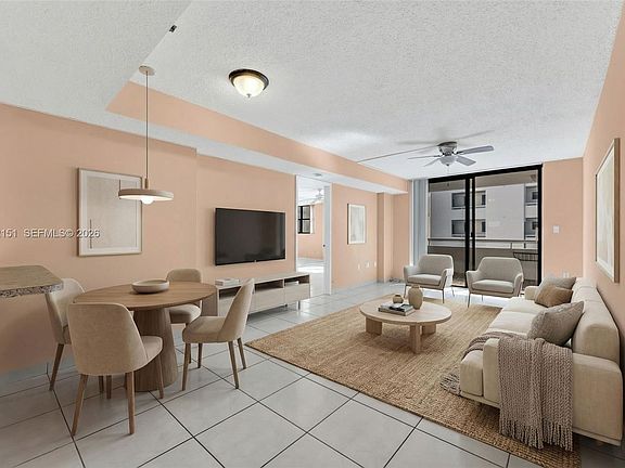 4th image of 6830 Indian Creek Dr #7B