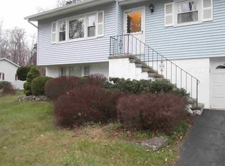 148 Sunrise Hill Rd, Fishkill, NY 12524