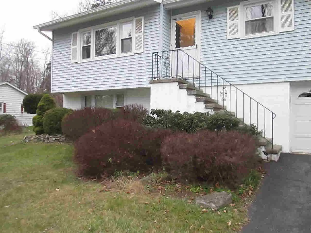 148 Sunrise Hill Rd photo 1