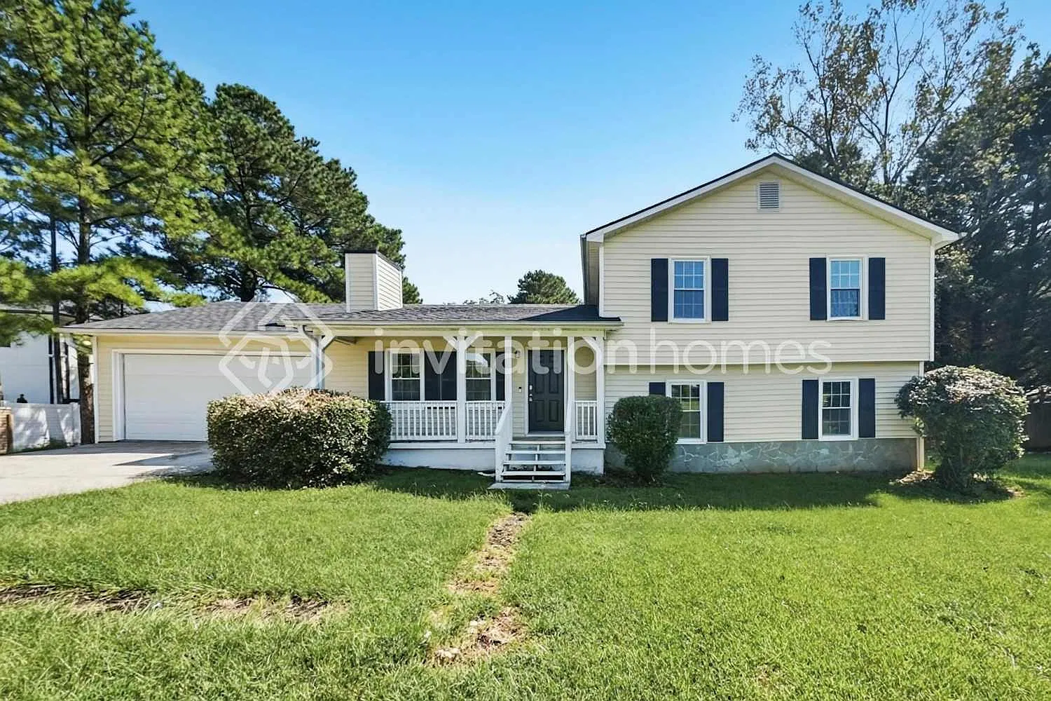 1154 Webb Gin House Rd Lawrenceville, GA 30045 — Photo 1