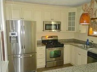 2 Oliver St #TH, Watertown, MA 02472