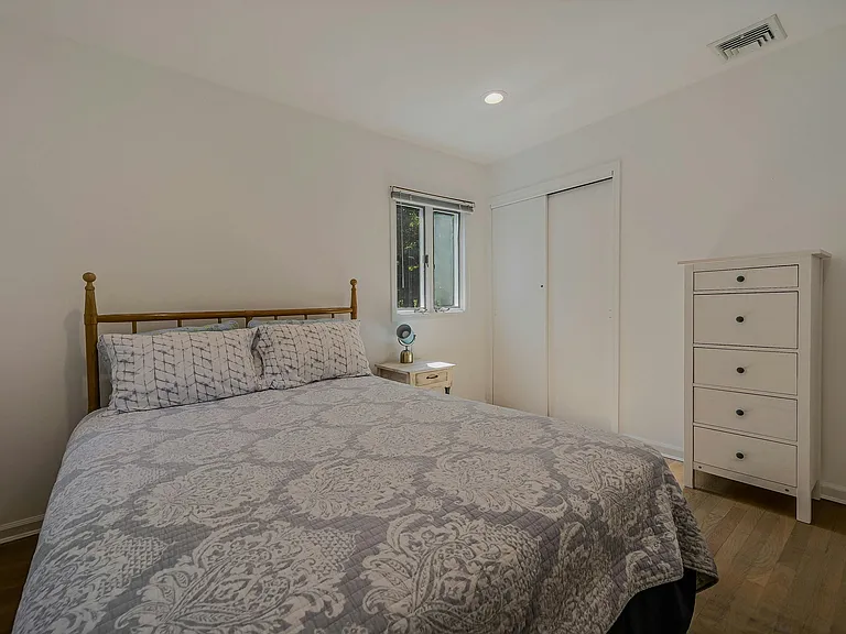 88 Rutland Rd — Photo 17