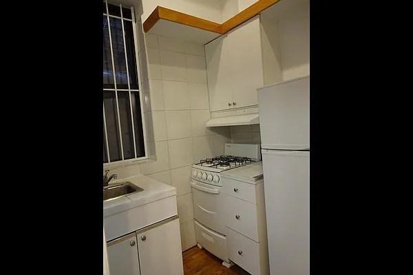 Rented by Authentic Realty | media 27