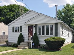 55 Eaton St, Pawtucket, RI 02861