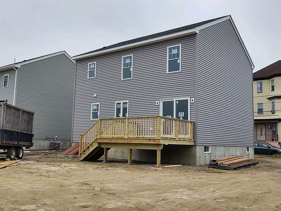 2nd image of 55 Thomas St
