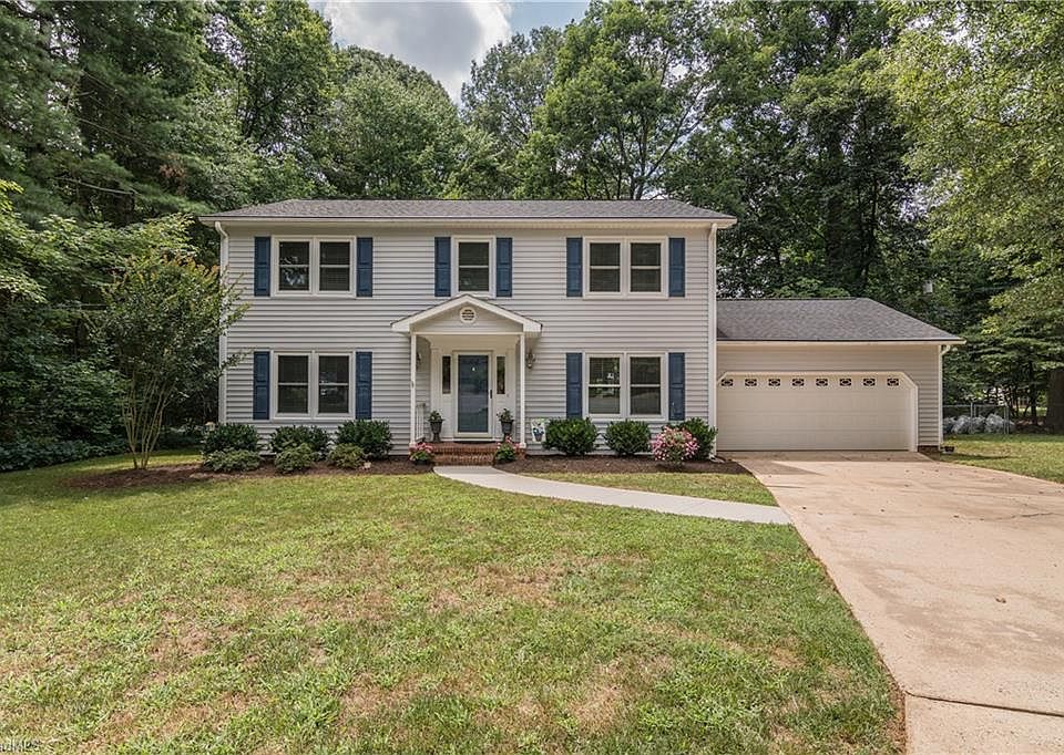 1st image of 3 Spanish Oak Cir