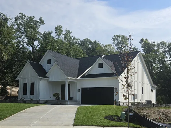 16585 Burlwood Dr, Westfield, IN 46074