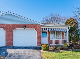 837 N Walnut St, Mechanicsburg, PA 17055