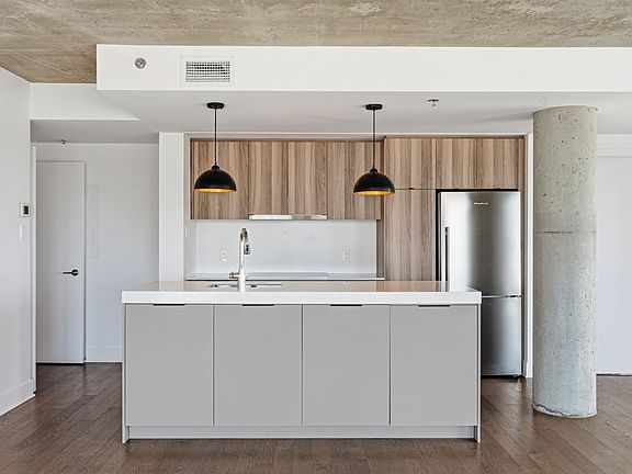 3rd image of 101 Rue Peel #1162