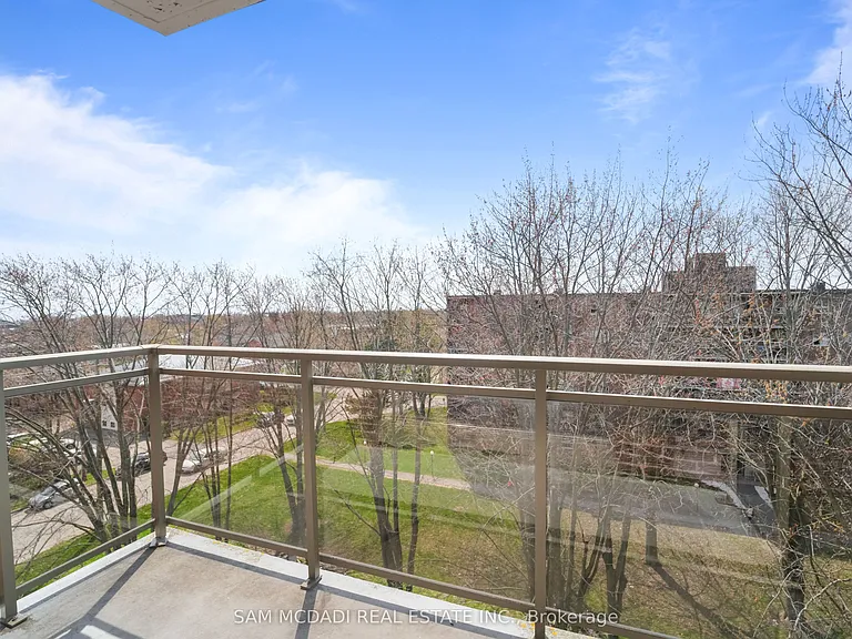 62 Spencer St E #202 — Photo 13
