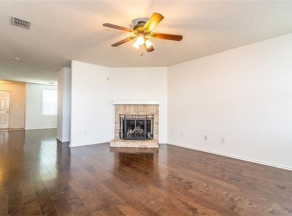 5th image of 1709 Spyglass Dr